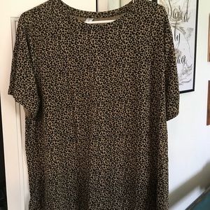 Old Navy Leopard Tee